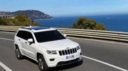 Jeep Grand Cherokee IV Facelifting (2014) Overland - widok z przodu