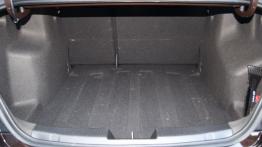 Chevrolet Aveo T300 Sedan 1.3D 95KM - galeria redakcyjna - bagażnik