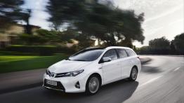 Toyota Auris II Hybrid Touring Sports (2013) - lewy bok
