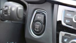 BMW M3 F80 Sedan 3.0 431KM - galeria redakcyjna - przycisk do uruchamiania silnika