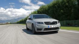 Skoda Octavia III RS Kombi 2.0 TDI (2013) - widok z przodu