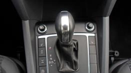 Volkswagen Amarok Double Cab 2.0 BiTDI 180KM - galeria redakcyjna - skrzynia biegów