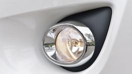 Toyota Verso Facelifting - zderzak przedni