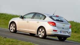 Chevrolet Cruze hatchback ECO-TEC - widok z tyłu