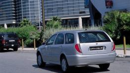 Lancia Lybra - widok z tyłu