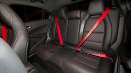 Mercedes A250 Sport 4MATIC - zerwany z łańcucha