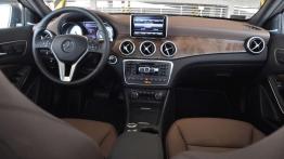 Mercedes GLA 250 4Matic Urban - Do miasta