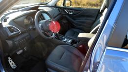 Subaru Forester - galeria redakcyjna - widok ogólny wn?trza z przodu