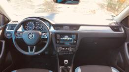 Skoda Rapid Spaceback 1.0 TSI 95 KM - galeria redakcyjna - pe?ny panel przedni