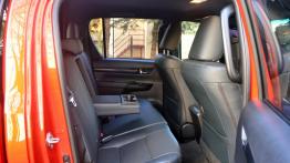 Toyota Hilux 50th Anniversary - galeria redakcyjna - tylna kanapa