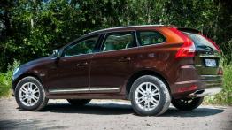 Volvo XC60 Facelifting 2.0 D4 181KM - galeria redakcyjna - widok z tyłu