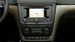 Skoda Yeti Outdoor 2.0 TDI 170KM - galeria redakcyjna - konsola środkowa