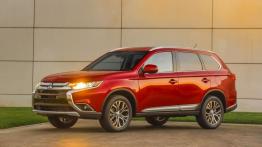 Mitsubishi Outlander III Facelifting (2016) - wersja amerykańska - lewy bok