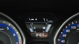 Hyundai Elantra V Facelifting - galeria redakcyjna - komputer pokładowy