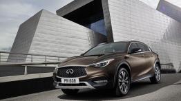 Infiniti QX30 (2016) - widok z przodu