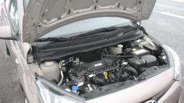 Hyundai i20 Hatchback 5d Facelifting 1.2 DOHC 85KM - galeria redakcyjna - maska otwarta