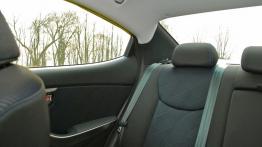 Hyundai Elantra V Sedan 1.6 D-CVVT MPI 132KM - galeria redakcyjna - tylna kanapa