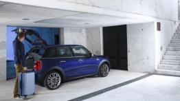 Mini Cooper D 2014 - wersja 5-drzwiowa - prawy bok