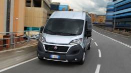 Fiat Ducato III Facelifting Furgon (2014) - widok z przodu