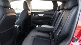 Nissan Qashqai Tekna 1.7 dCi 150 KM 4WD Xtronic - galeria redakcyjna - tylna kanapa