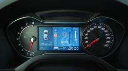 Ford S-Max Van Facelifting 2.0 EcoBoost 240KM - galeria redakcyjna - komputer pokładowy