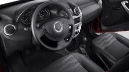 Dacia Sandero Stepway - pełny panel przedni