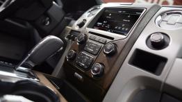 Ford F-150 - model 2013 - konsola środkowa