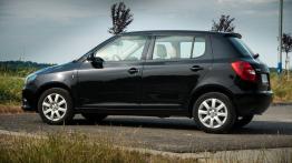 Skoda Fabia II Facelifting 1.2 TSI - galeria redakcyjna - lewy bok