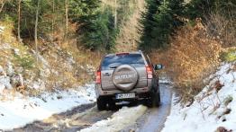 Suzuki Grand Vitara II SUV 5d Facelifting 2012 2.4 VVT 169KM - galeria redakcyjna 2 - widok z tyłu