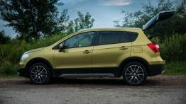 Suzuki SX4 S-cross 1.6 VVT - galeria redakcyjna (2) - lewy bok