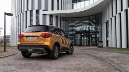 Suzuki Vitara 1.0 Boosterjet 111 KM - galeria redakcyjna (2) - widok z tyłu