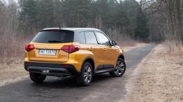 Suzuki Vitara 1.0 Boosterjet 111 KM - galeria redakcyjna (2) - widok z tyłu