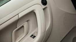 Skoda Fabia II Facelifting 1.2 TSI - galeria redakcyjna - drzwi kierowcy od wewnątrz