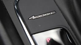 Seat Leon III X-Perience 2.0 TDI - galeria redakcyjna 2 - tunel środkowy między fotelami