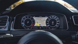 Volkswagen Golf R - galeria redakcyjna (2) - komputer pok?adowy