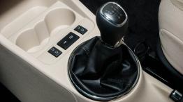 Skoda Fabia II Facelifting 1.2 TSI - galeria redakcyjna - skrzynia biegów