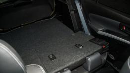 Suzuki SX4 S-cross 1.6 VVT - galeria redakcyjna (2) - tylna kanapa złożona, widok z boku