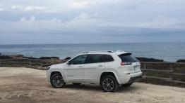 Prawdziwy SUV po zabiegu upiększającym – nowy Jeep Cherokee