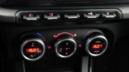 Alfa Romeo Giulietta Quadrifoglio Verde - Koniczynka na szybko