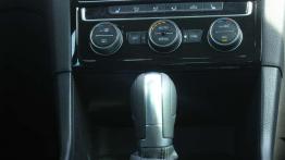 Volkswagen Golf Sportsvan - lek na ból głowy