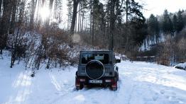Suzuki Jimny 1.5 102 KM - galeria redakcyjna - widok z tyłu