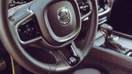Volvo S60 2.0 T5 250 KM - galeria redakcyjna - kierownica