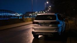 BMW X5 30d 265 KM - galeria redakcyjna - widok z tyłu