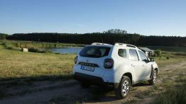 Dacia Duster 1.5 dCi 90 KM - galeria redakcyjna - widok z tyłu