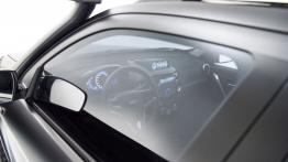 Chevrolet Niva Concept (2014) - drzwi kierowcy zamknięte