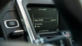 Volvo XC60 Facelifting 2.0 D4 181KM - galeria redakcyjna - ekran systemu multimedialnego