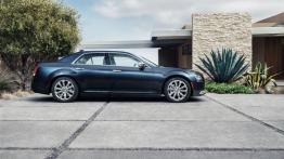 Chrysler 300C Platinum 2015 - prawy bok