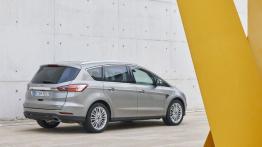 Ford S-Max II EcoBoost (2015) - widok z tyłu