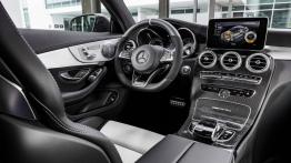 Mercedes-AMG C63 Coupe (2016) - kokpit