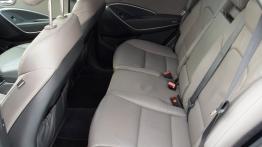 Hyundai Santa Fe III SUV 2.2 CRDi 197KM - galeria redakcyjna - tylna kanapa